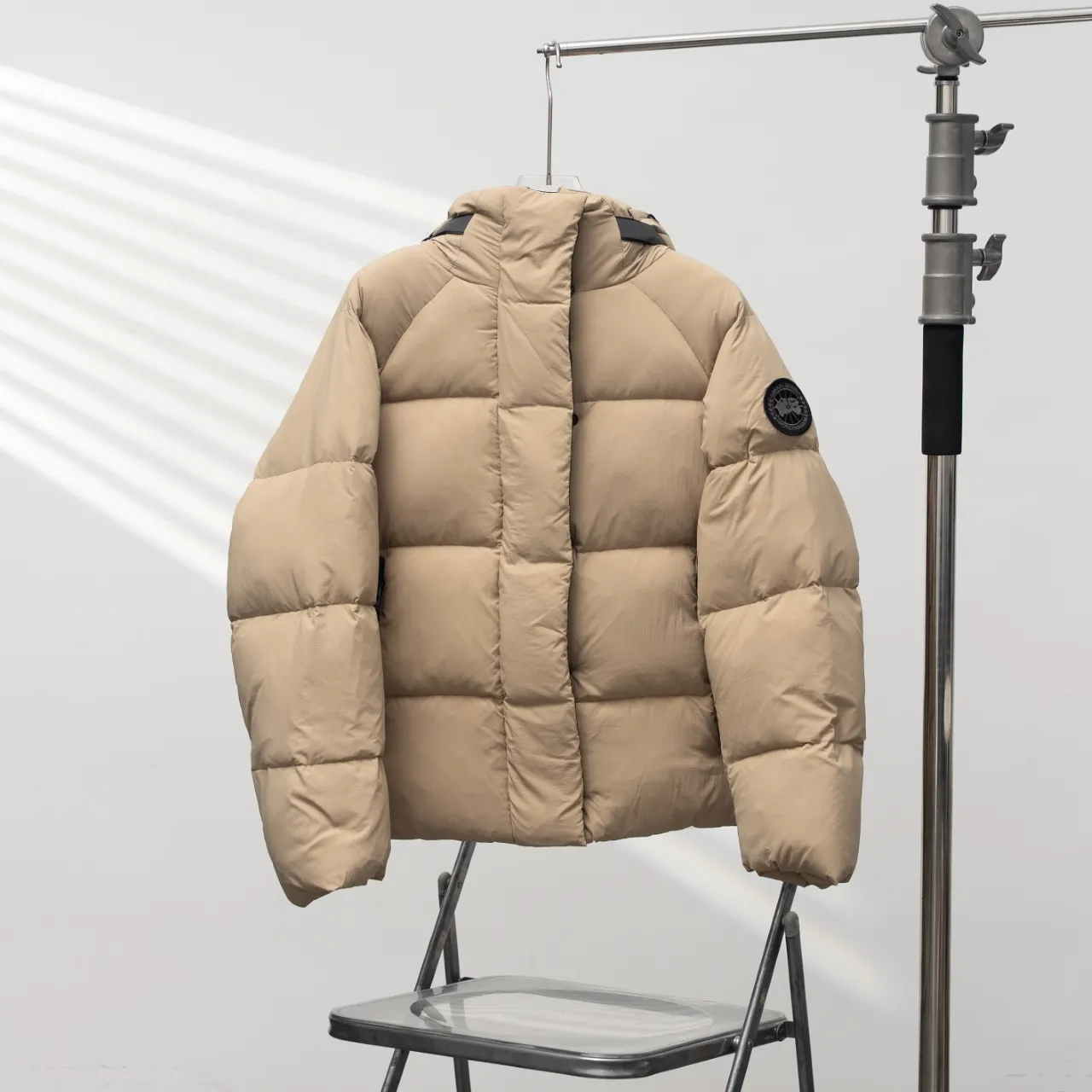 Top P880 CANADA GOOSE丨Canada Goose Ouyang Nana Generation Hooded Down Jacket Color: Brown Size: S-XXL